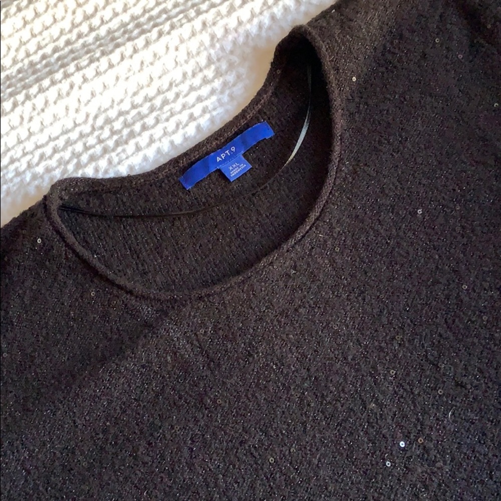 Sweater - Picture 2 of 2